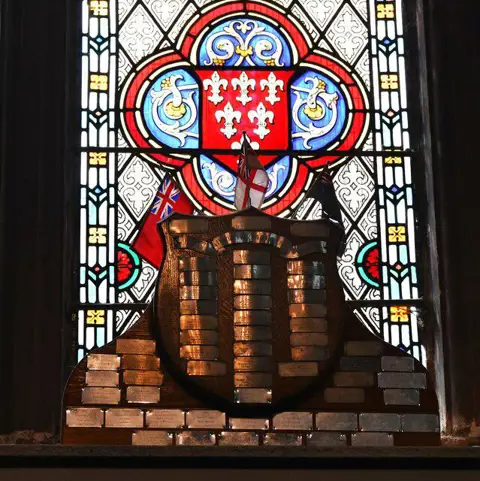 NU0053 : Berwick-Upon-Tweed, Holy Trinity Church: Berwick and District Officers Club (1939-1945) names