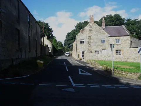 NU1813 : Walkergate, Alnwick