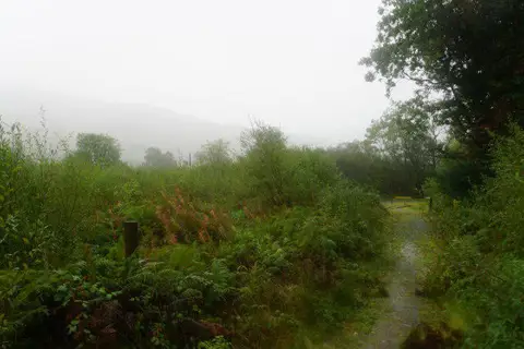 SH5649 : Path towards Beddgelert