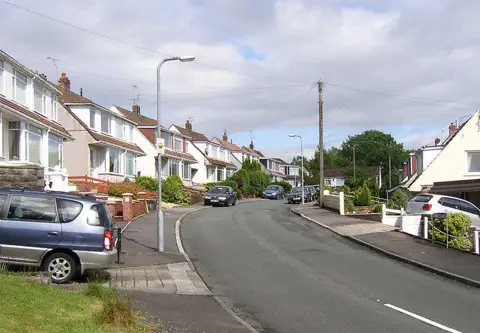 SS5992 : St. David Drive, Killay