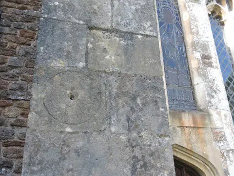 ST4553 : Scratch dial on St Andrew's church
