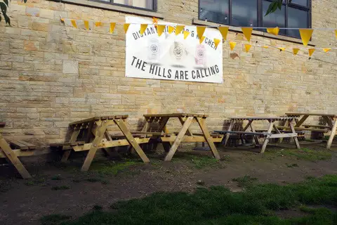 SK0494 : Distant Hills Tap and Kitchen, Old Glossop