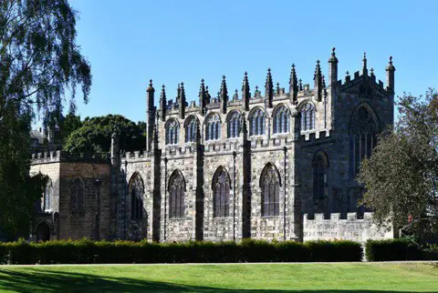 NZ2130 : Bishop Auckland, Auckland Castle: St. Peter's Church