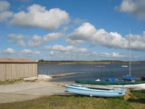 SW7036 : Jetty at Stithians watersports centre