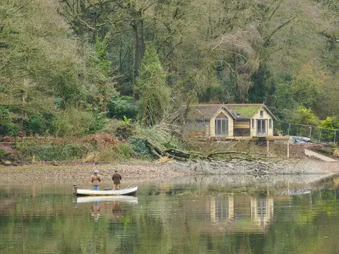 SJ9459 : Small fishing boat on Rudyard Lake