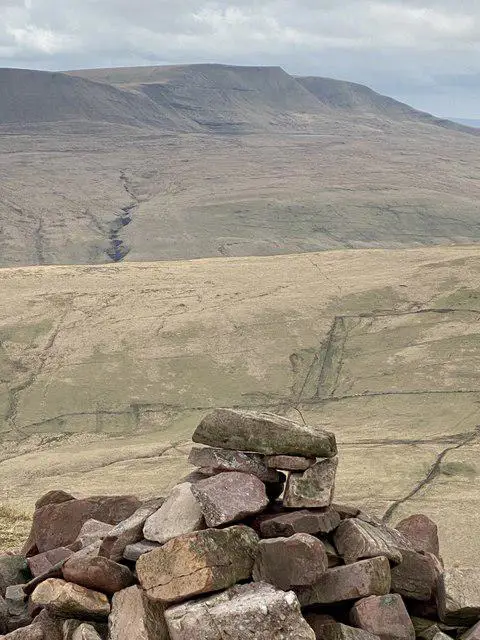 SN8221 : Fan Brycheiniog