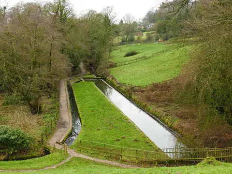 SJ9558 : Rudyard Lake - downstream feeder channel