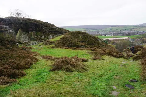 SK0495 : Former quarry above Glossop