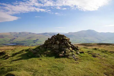 NY2235 : Binsey Fell Cairn