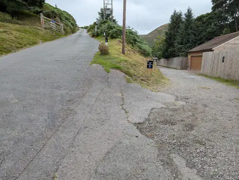 SO4494 : Burway Road and start of the bridleway to Carding Mill Valley