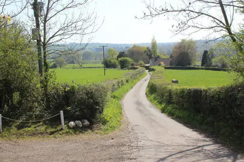 SO3103 : Pentre Lane south of Mon & Brec Canal