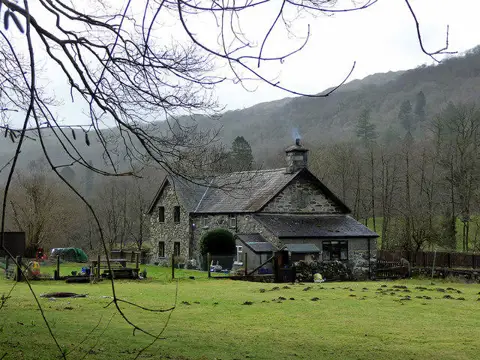SH7224 : Farmhouse beside Afon Mawddach, Ganllwyd