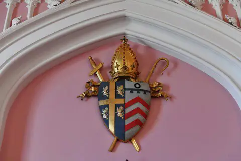 NZ2130 : Bishop Auckland, Auckland Castle: The Ante Room, Coat of Arms