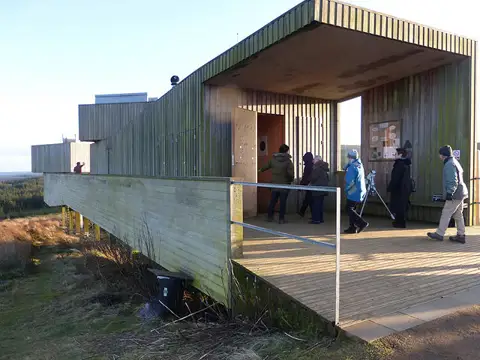 NY6093 : Visitors arriving at Kielder Observatory