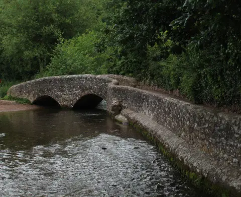 SS9843 : Gallox Bridge