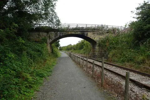 NU2012 : Bridge over the Aln Valley Railway