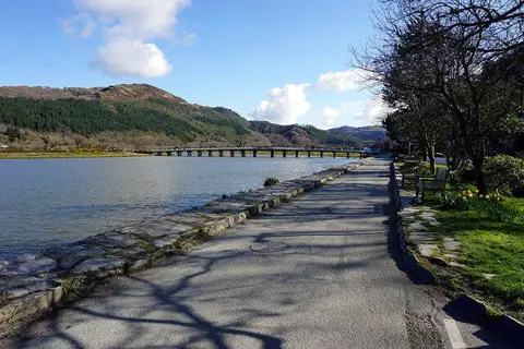 SH6918 : Penmaenpool toll bridge