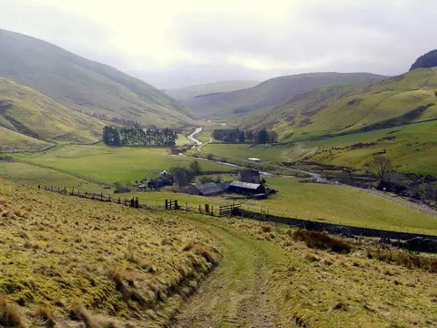 NT8610 : Barrowburn from the north