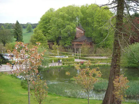 NU1913 : Alnwick Garden Tree House