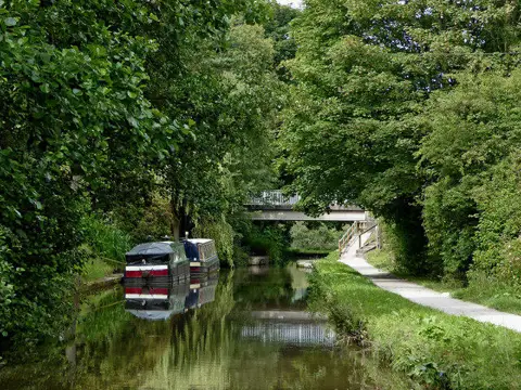 SJ9653 : Caldon Canal south of Longsdon in Staffordshire